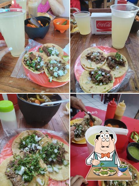 Tacos de Cabeza Don Polo y Doña Chuy