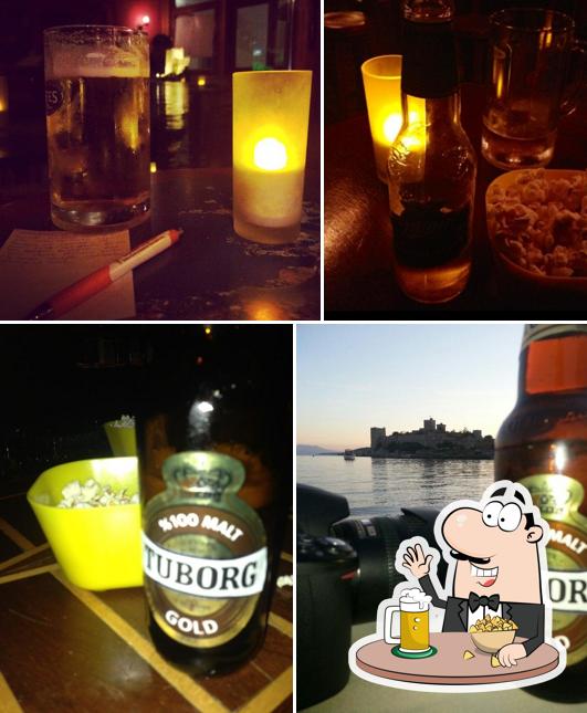Ebow Cafe & Bar