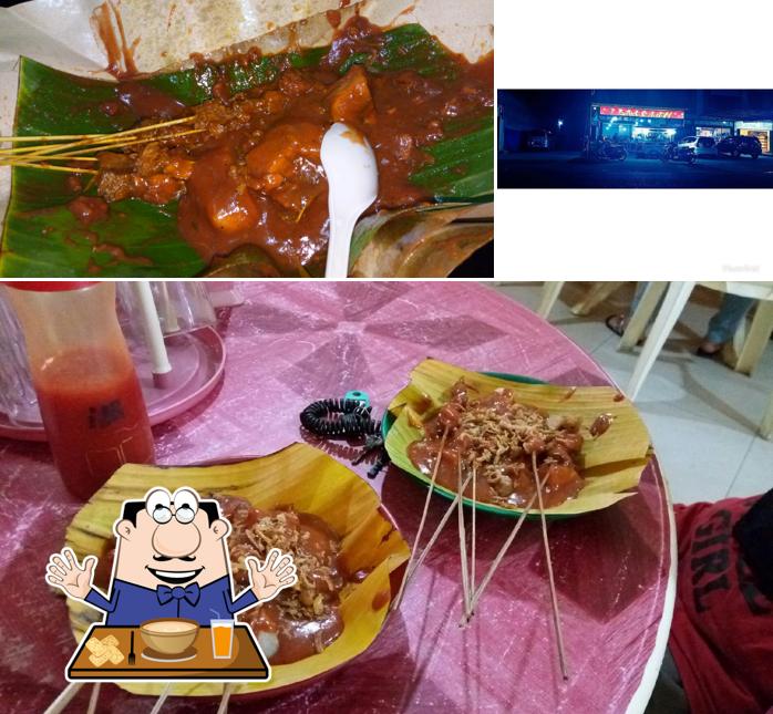 Sate Padeh Delima
