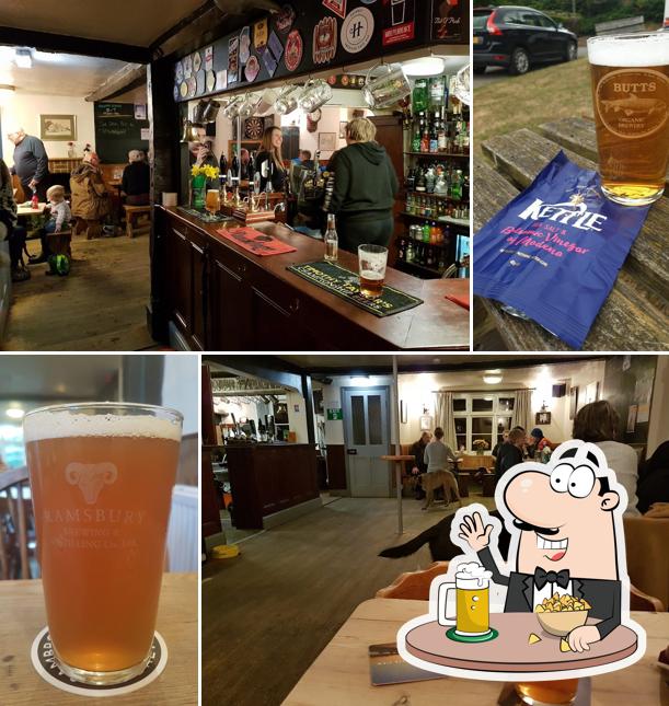 The Coopers Arms