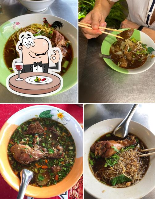 Stewed Chicken Noodle Factory