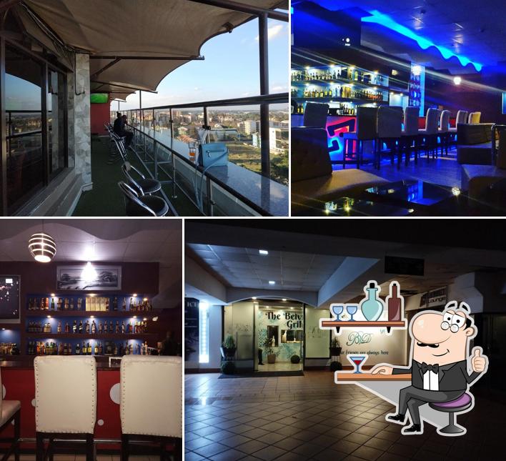 Level 7 lounge