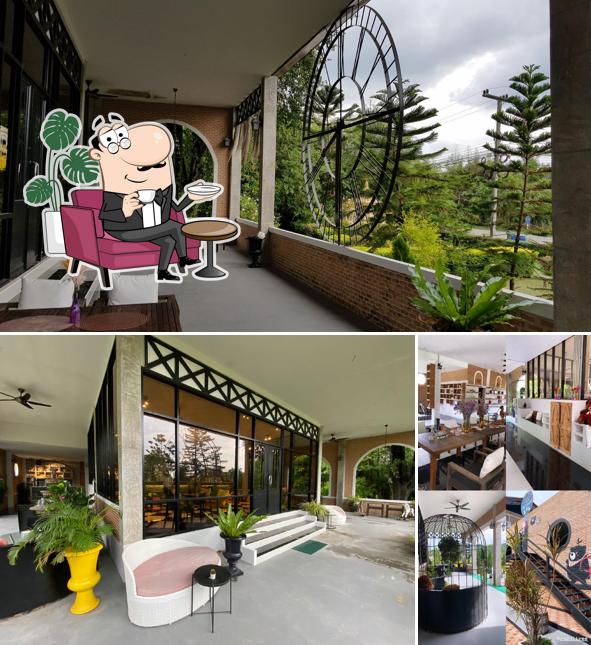 Little Traveller Restaurant & Dessert Bar