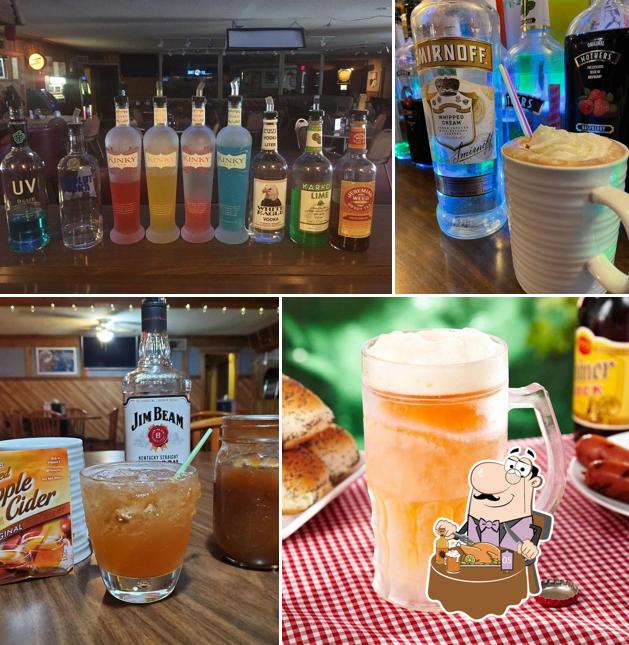 Silver Moon Lounge & Steakhouse
