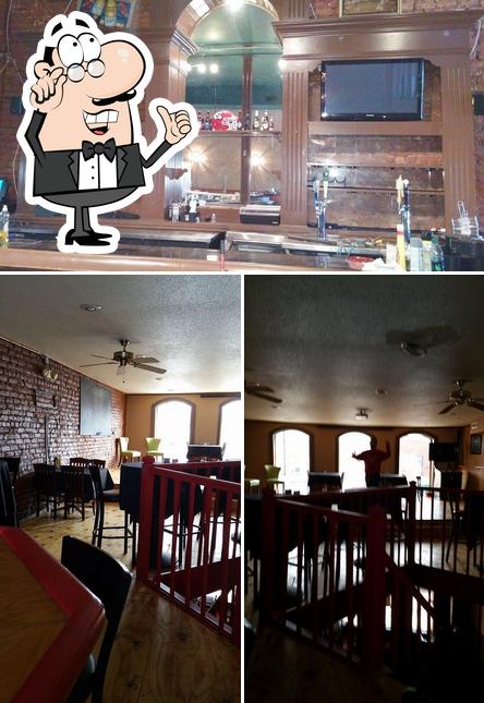 Tommys Sports Bar & Grill