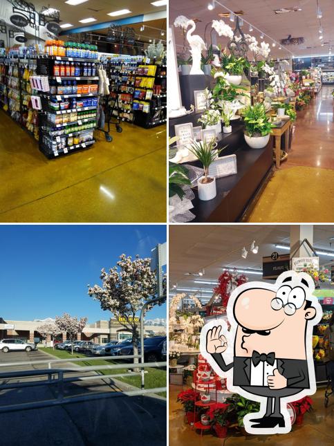 Harmons Grocery - Seventh Street