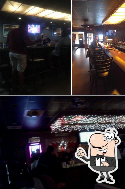 Grand Slam Lounge