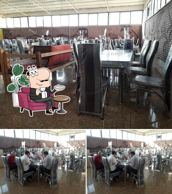 Restaurant Shams Abad