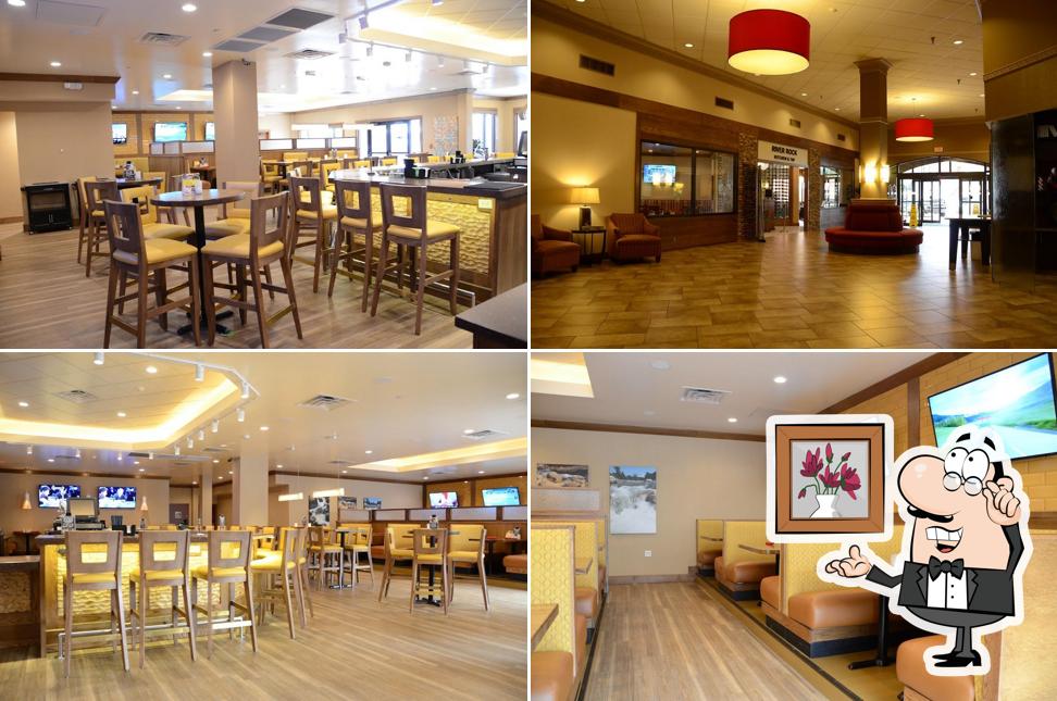 River Rock Kitchen & Tap Featuring Bennigan's On The Fly