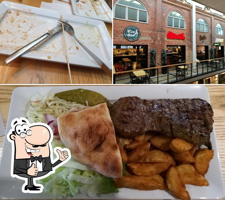 Hank's Grill