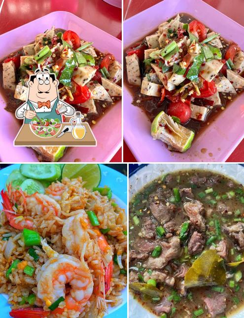 ส้มตำขามใหญ่สาขา4 ไก่ย่างวิเชียรบุรี