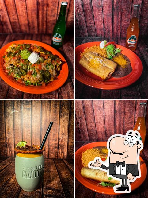 Sneekers Bar & Grill