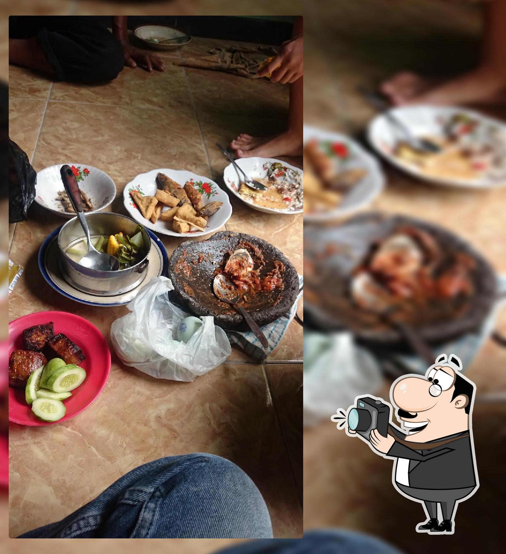 Warung Makan "Mbak Rum"