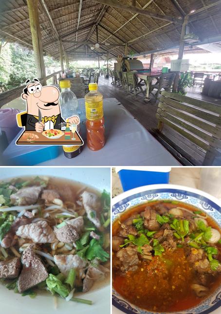 ร้านก๋วยเตี๋ยวที่อร่อยที่สุดหน้าถ้ำเขาย้อย