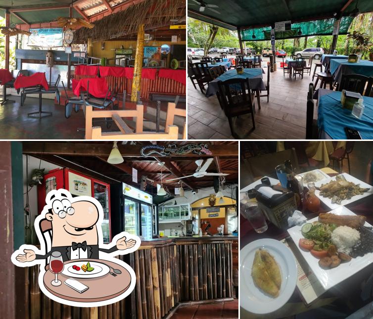 Tiki Bar y Restarante