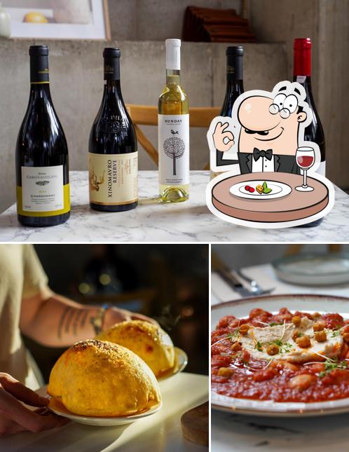 Kallos Cafe & Wine Bar