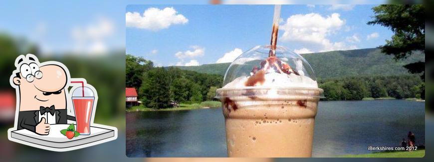 Amy's Cafe on the Lake