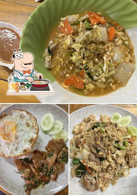 ๑ราดหน้ายอดผักและอาหารตามสั่ง