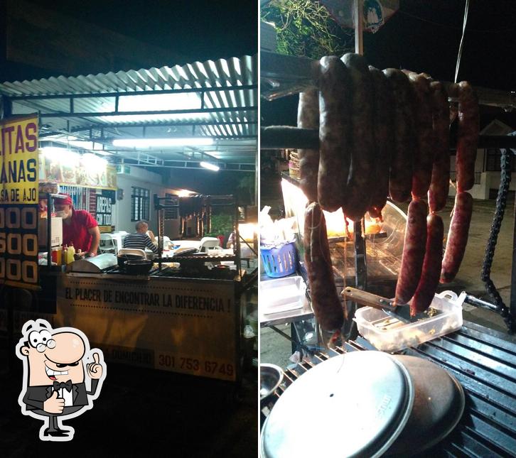 Arepas Y Parrilla