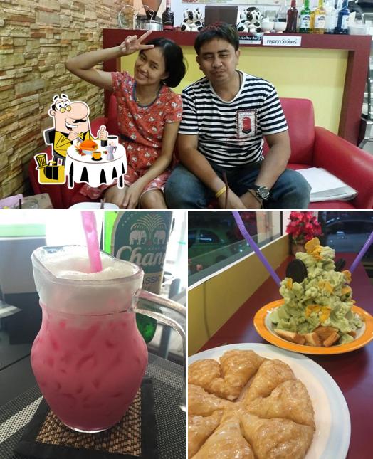 coffee bar