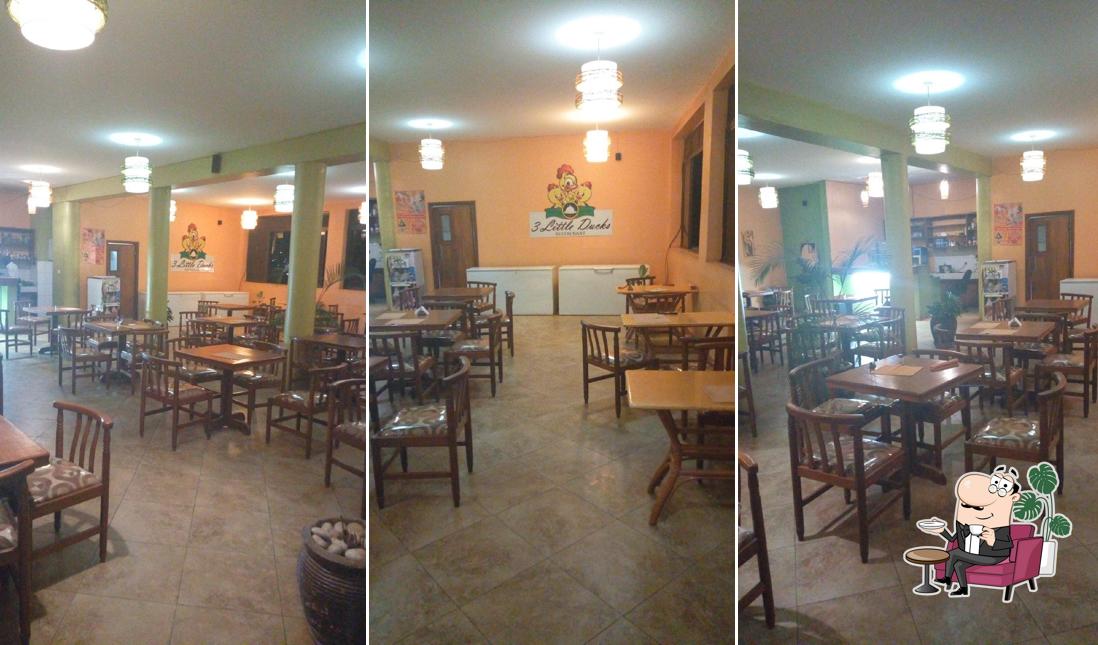 3 Little Ducks Restaurant