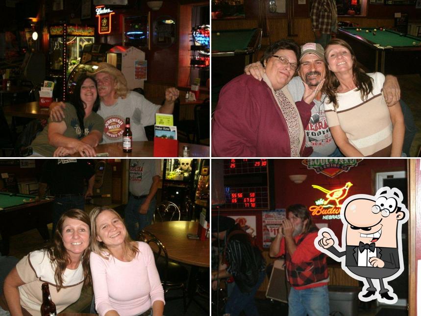 Lannys Bar & Grill