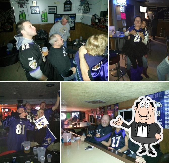 Full House Saloon