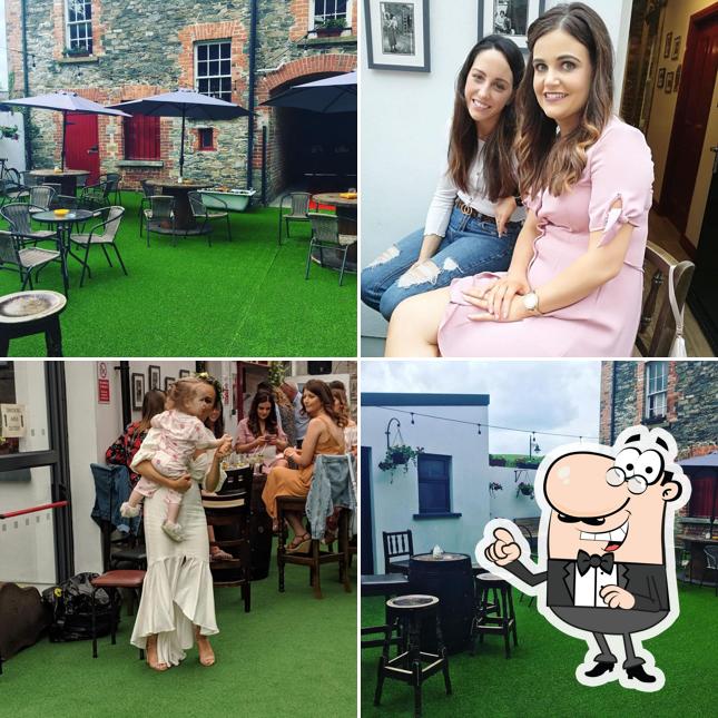 Annie Mc Ginn's Pub