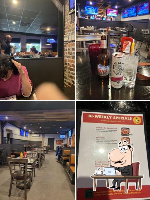 Wingnutz Bar and Grill