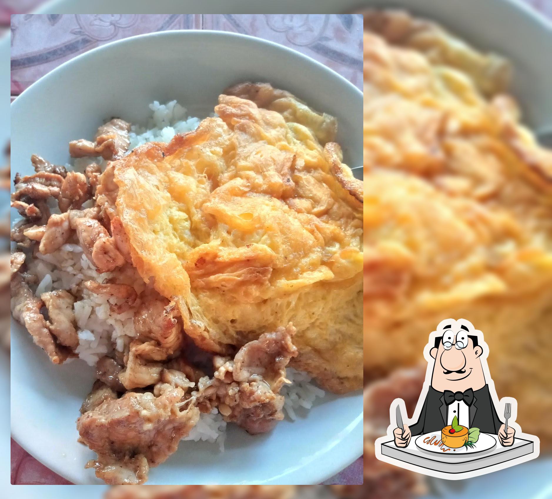 ก๋วยเตี๋ยวไก่ เจ้ที สามแยกพิกุลทอง