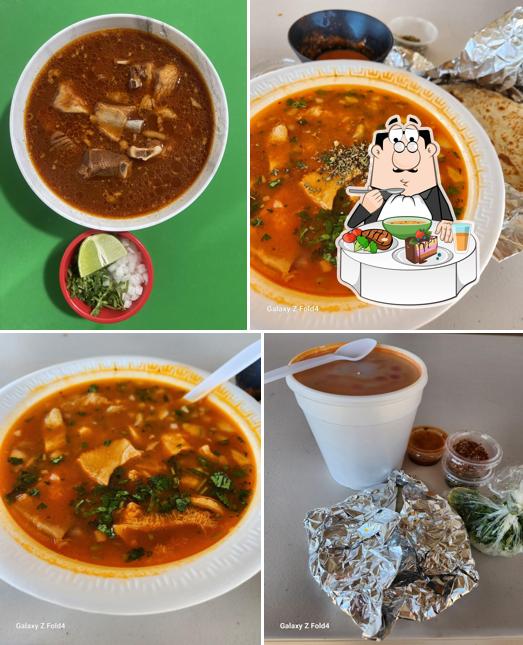 Birria y menudo homemade