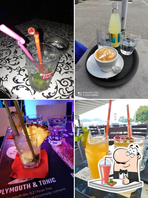 Rona Caffe