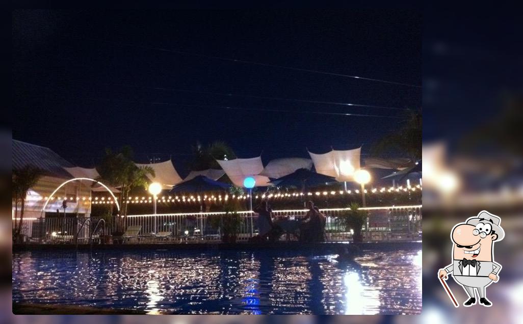 Lighthouse Bar & Grill