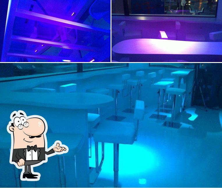 Cavalli cafe