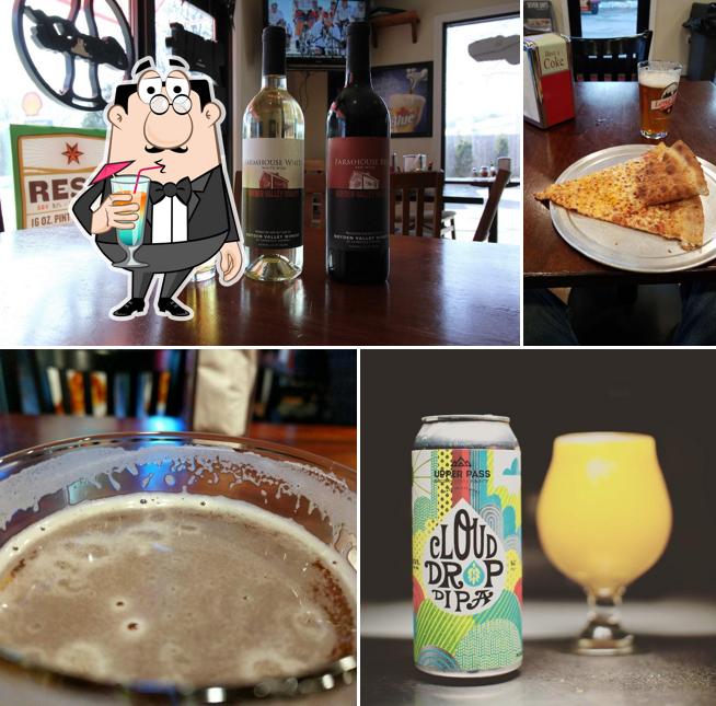 Three Brothers Pizza & Grill