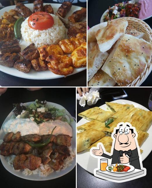 Roxy Kebabs & Cafe Coolaroo