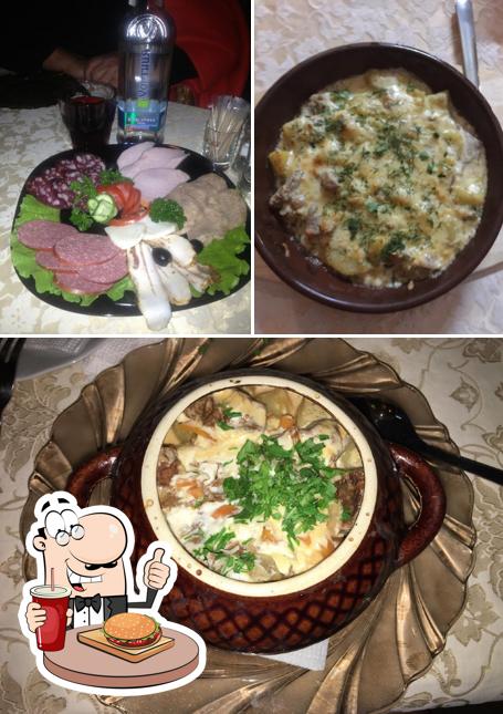 Кипарисовая аллея
