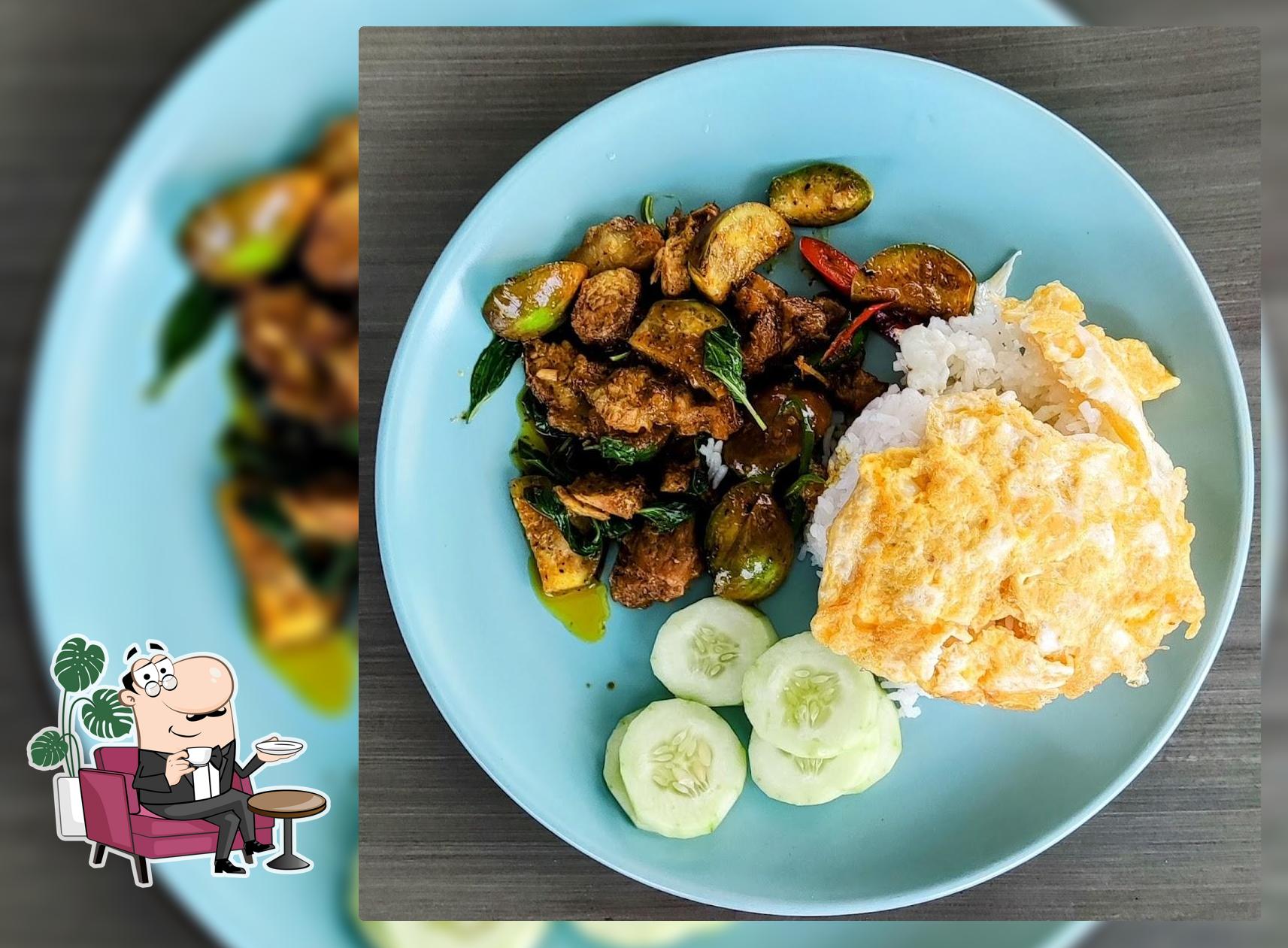 ร้านก๋วยจั๊บหมูกรอบน้ำใส