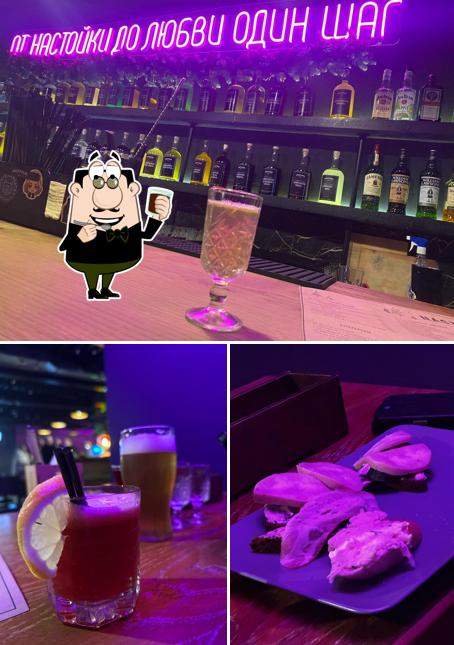 Загляните попробовать разнообразные напитки, представленные в "Настойкин"