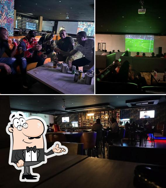 Club 5 Bar & Restaurant