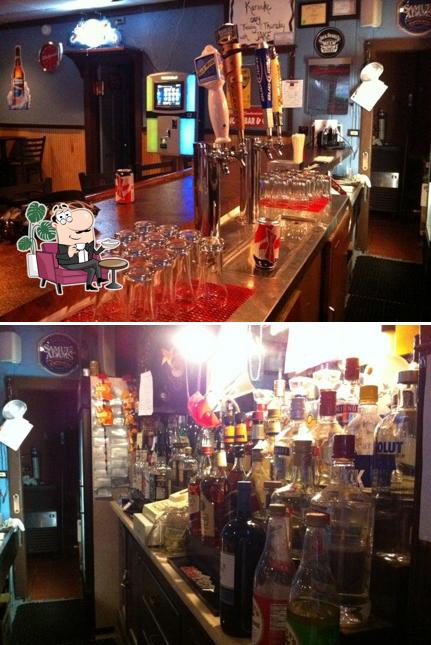 Joe's Bar & Grill