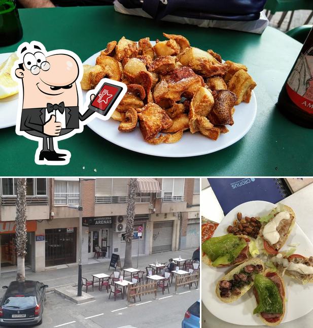 Bar Arenas