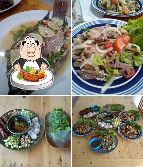 บ้านเคียงคลอง