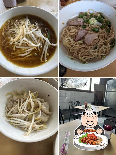 市場豬肉麵 麻醬麵