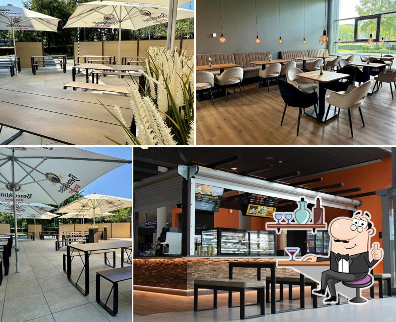 Jetlag Bar-Bistro-Café