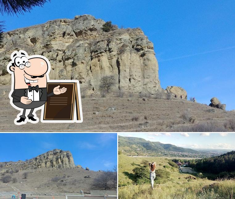 Посмотрите на внешнее оформление "Конно-Спортивный Клуб "Каньон""