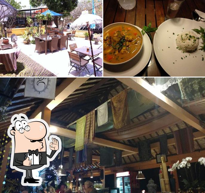 Yeye's Warung & Gift Shop