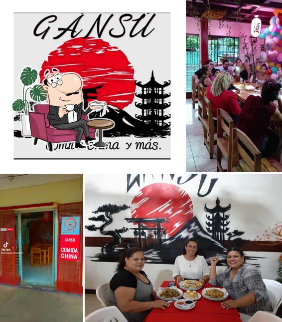 Gansú "Comida China Y Más"