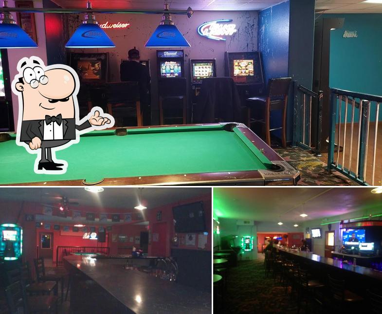 The Spot Sports Bar & Grill