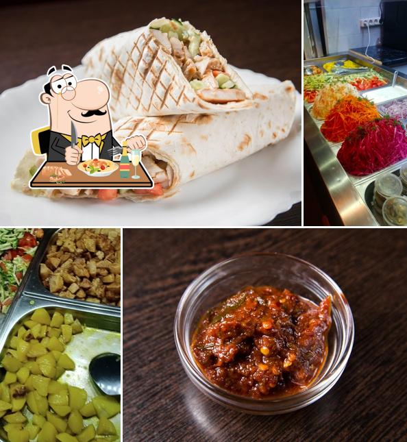 Пад тай в "Arij Шаверма"